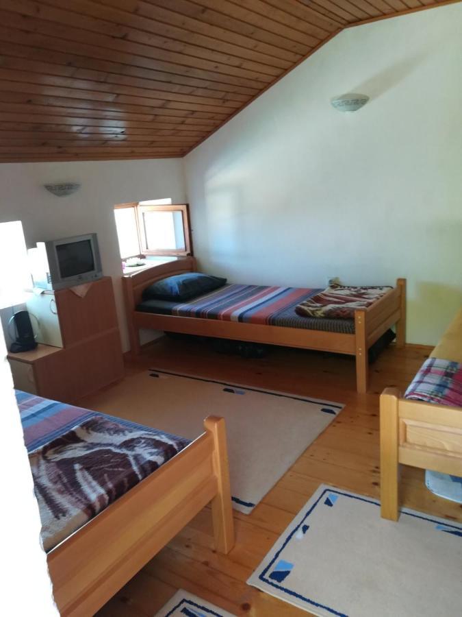 Holiday Home Radus ヴィルパザル エクステリア 写真
