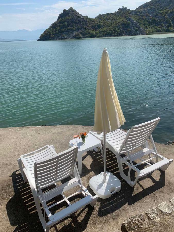 Holiday Home Radus ヴィルパザル エクステリア 写真